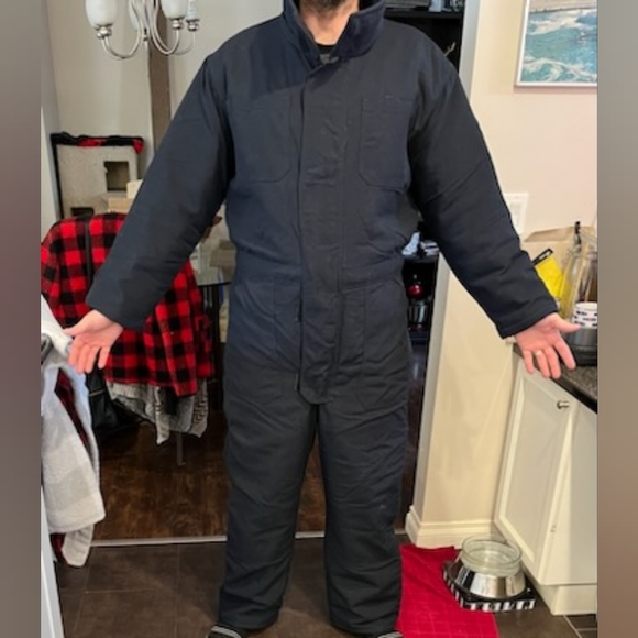 Insulated Full body Coveralls Size Large - Picture 4 of 9